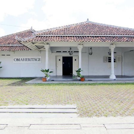 Omah Heritage Yogyakarta Hostel Exterior photo