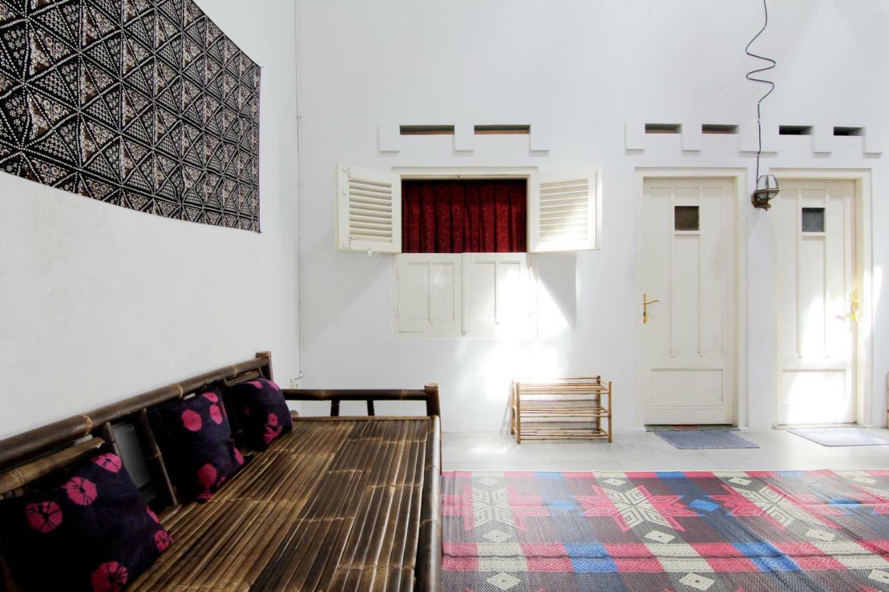 Omah Heritage Yogyakarta Hostel Exterior photo